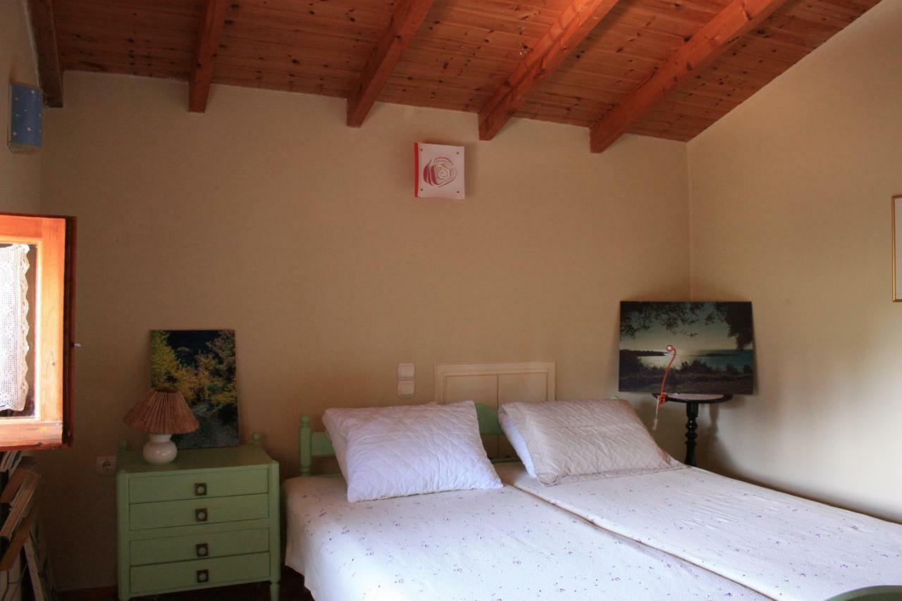 Mercouri Stone Cottage Korakochori Екстер'єр фото